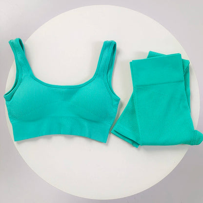 Seamless yoga clothes for women